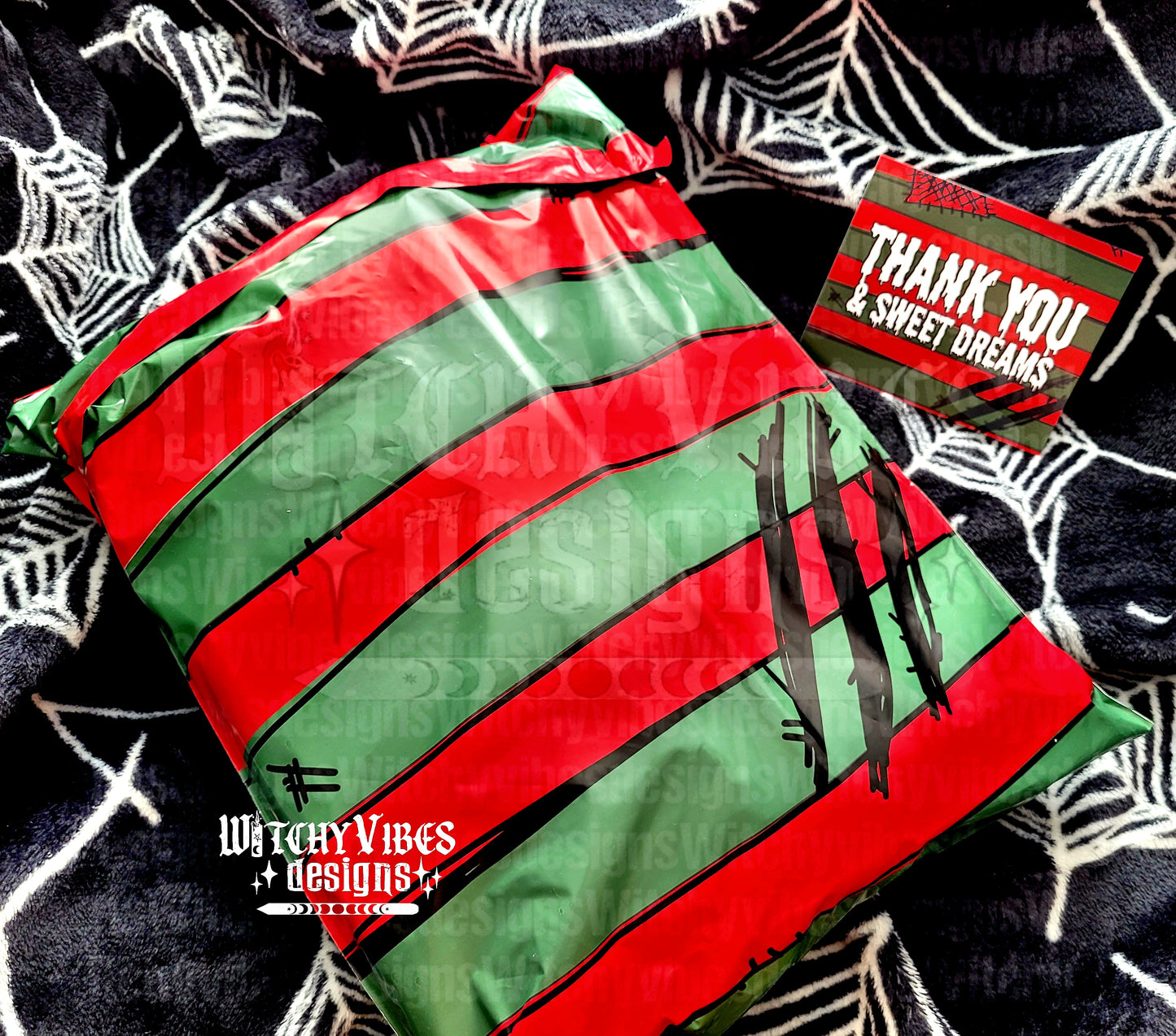 14.5x19in Horror Sweater Poly Mailers